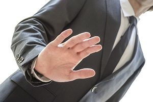 Как снять деньги с просроченной карты Сбербанка