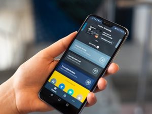 Как снять деньги по qr коду Тинькофф