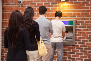 ВТБ 24 в каких банкоматах без комиссии