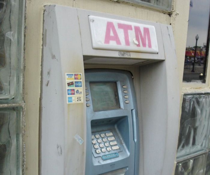 Как отключить мобильный банк через Сбербанк банкомат